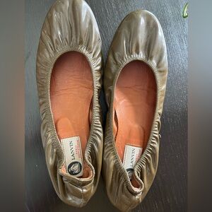 Lanvin khaki ballet flats